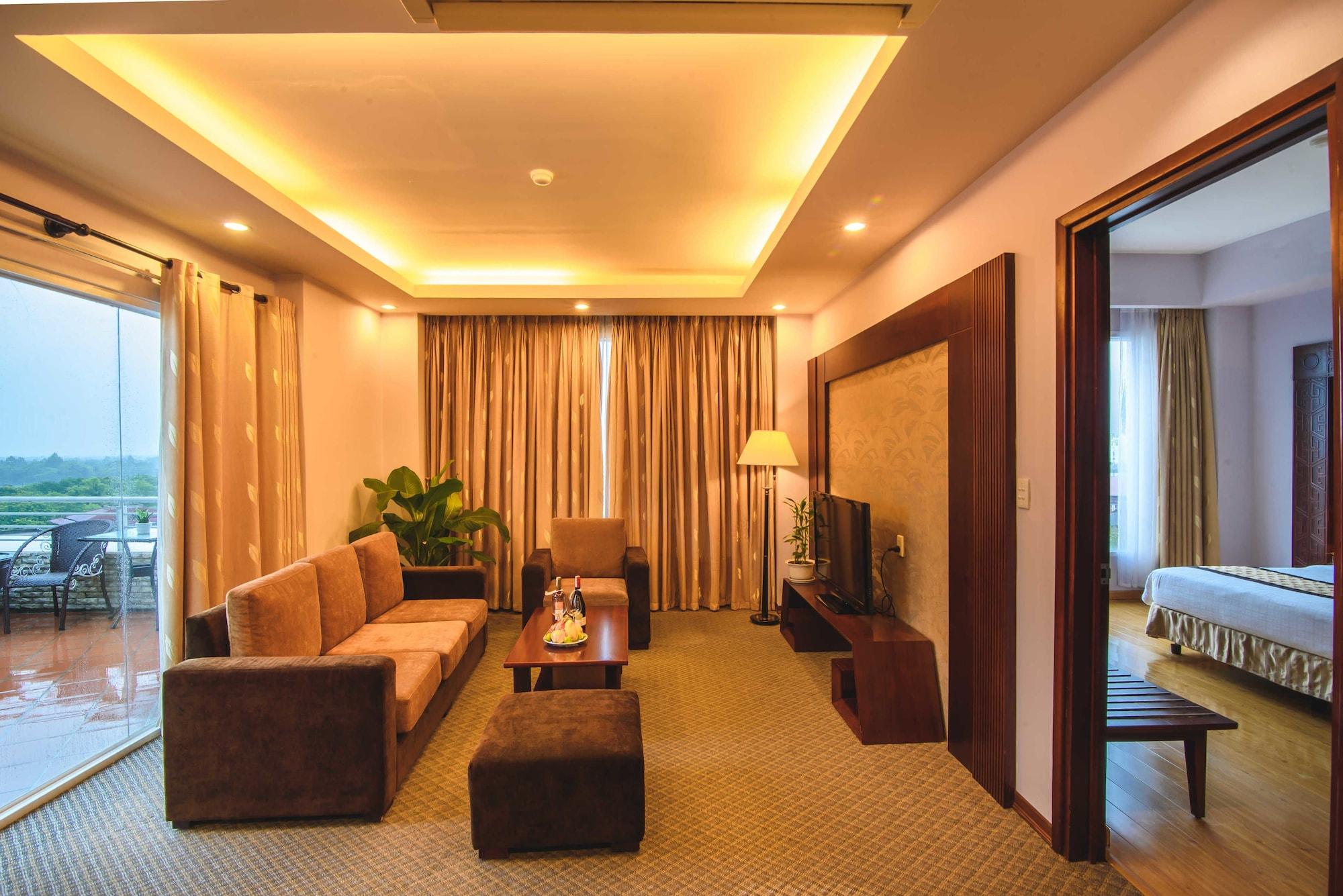 Mondial Hotel Hue Exterior photo