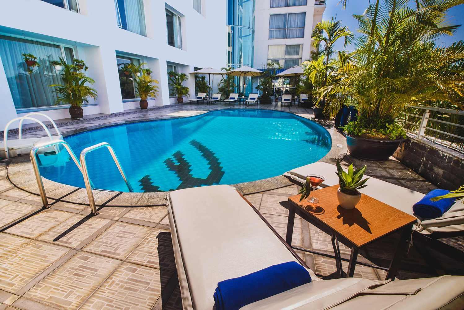 Mondial Hotel Hue Exterior photo