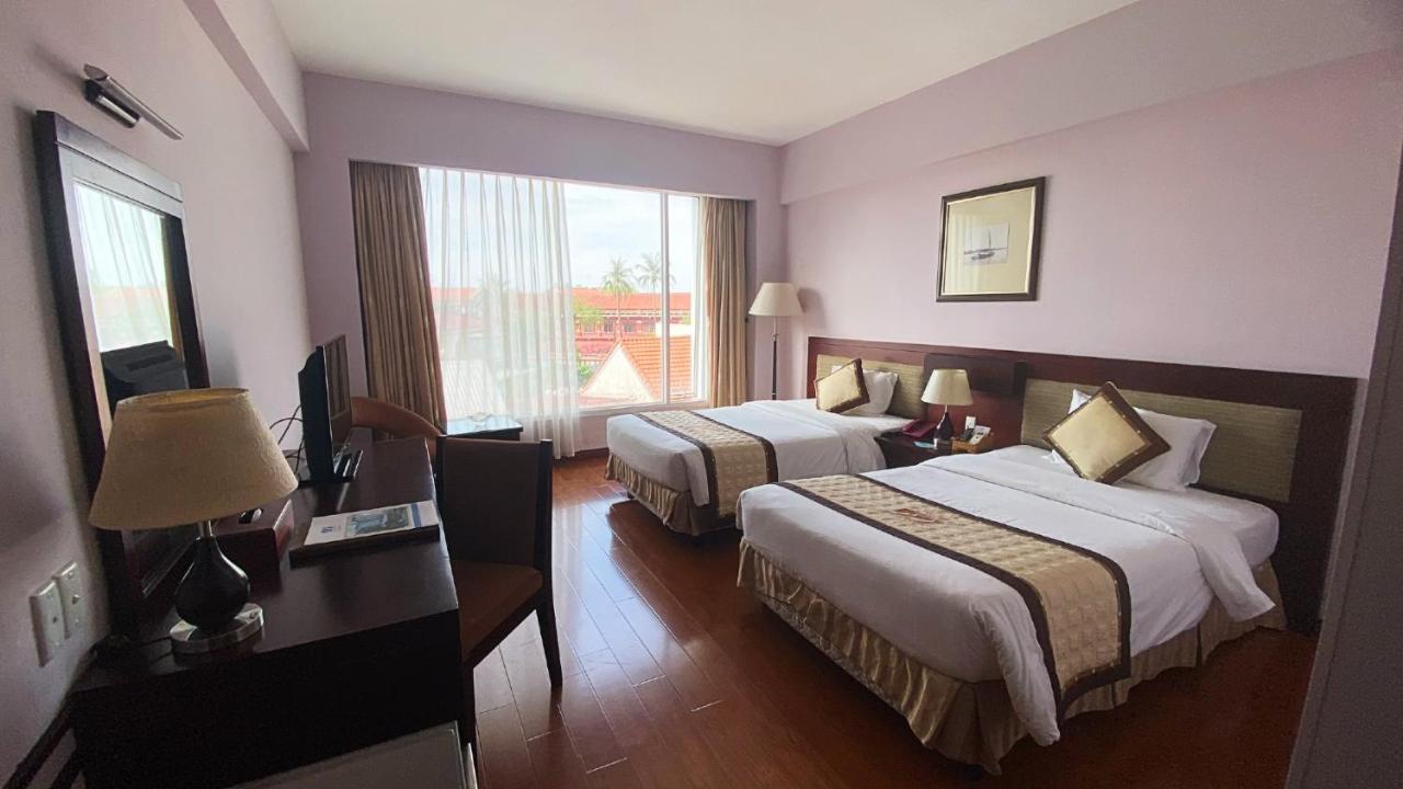 Mondial Hotel Hue Exterior photo