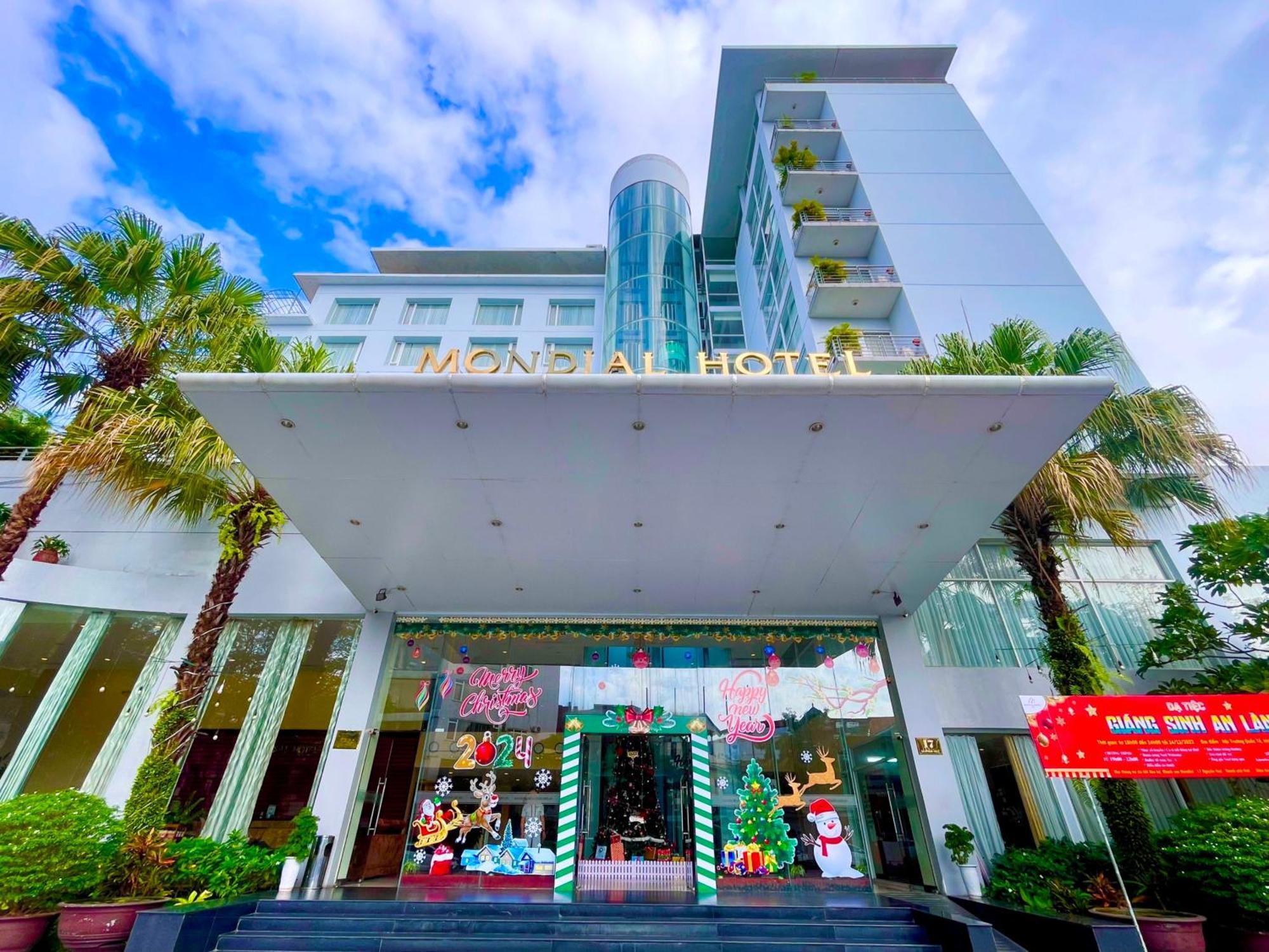 Mondial Hotel Hue Exterior photo