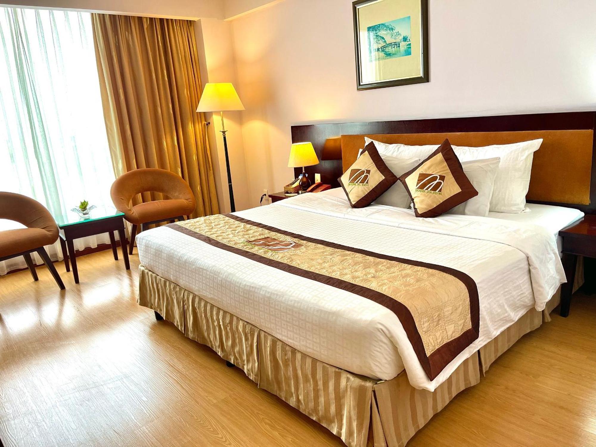 Mondial Hotel Hue Exterior photo